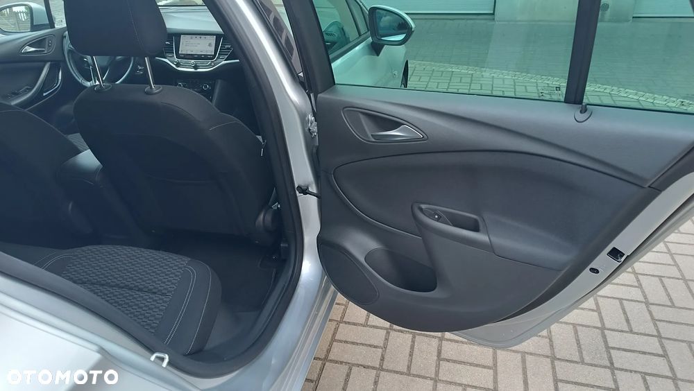 Opel Astra 1.4 Turbo Dynamic - 18