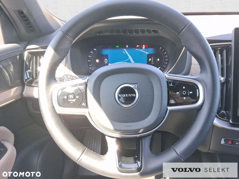 Volvo XC 90 - 29