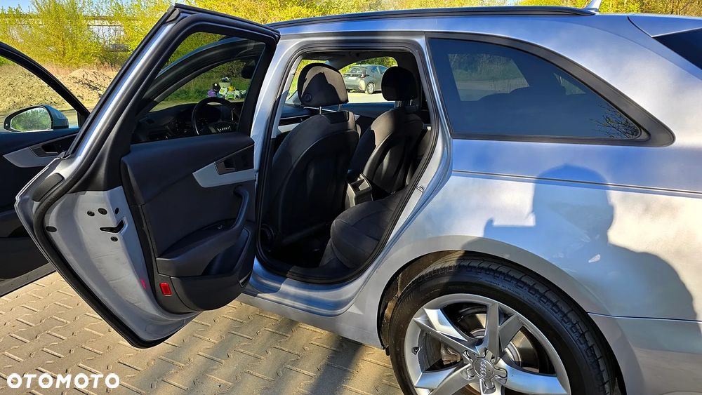 Audi A4 Avant 2.0 TDI S tronic - 13