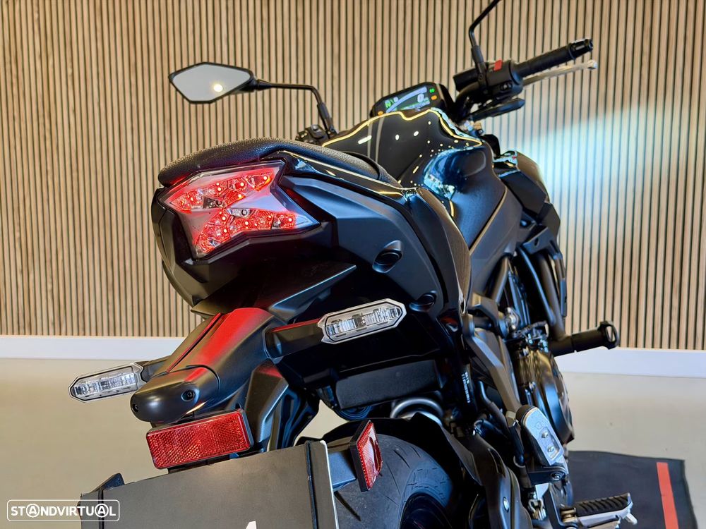 Kawasaki Z 650 - 12