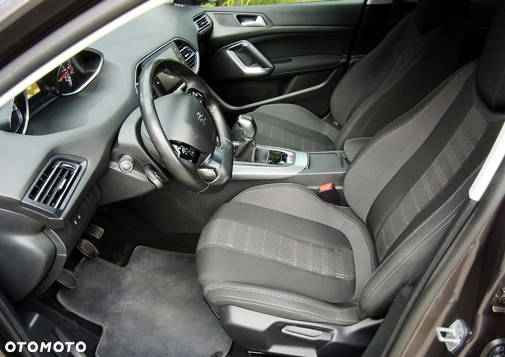 Peugeot 308 - 19