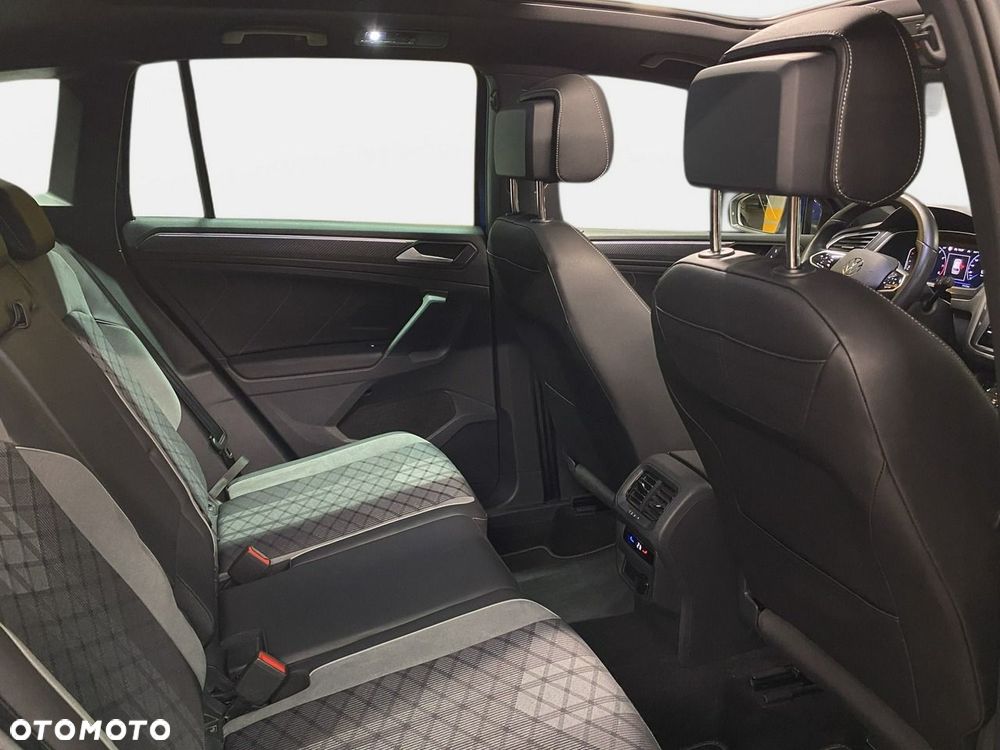 Volkswagen Tiguan - 17