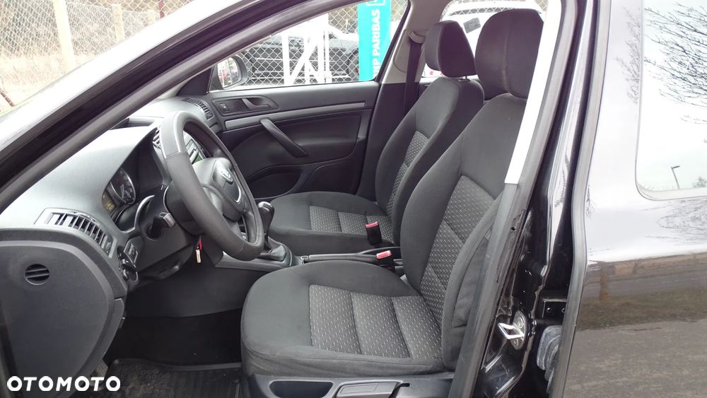 Skoda Octavia 1.6 Active - 11