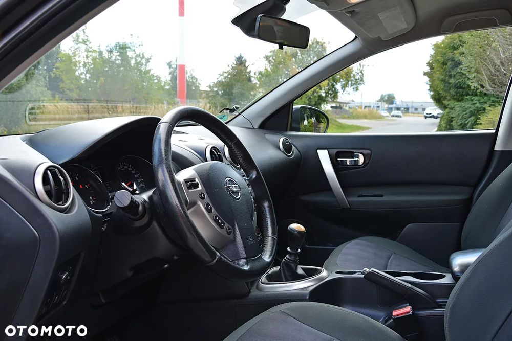 Nissan Qashqai 1.6 DCi Acenta EU6 - 17