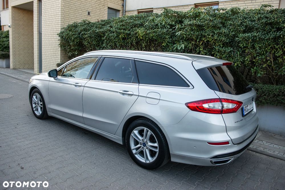 Ford Mondeo 2.0 TDCi STart-Stopp PowerShift-Aut Titanium - 4