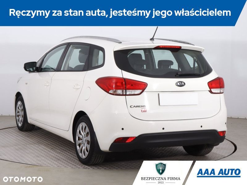 Kia Carens - 6