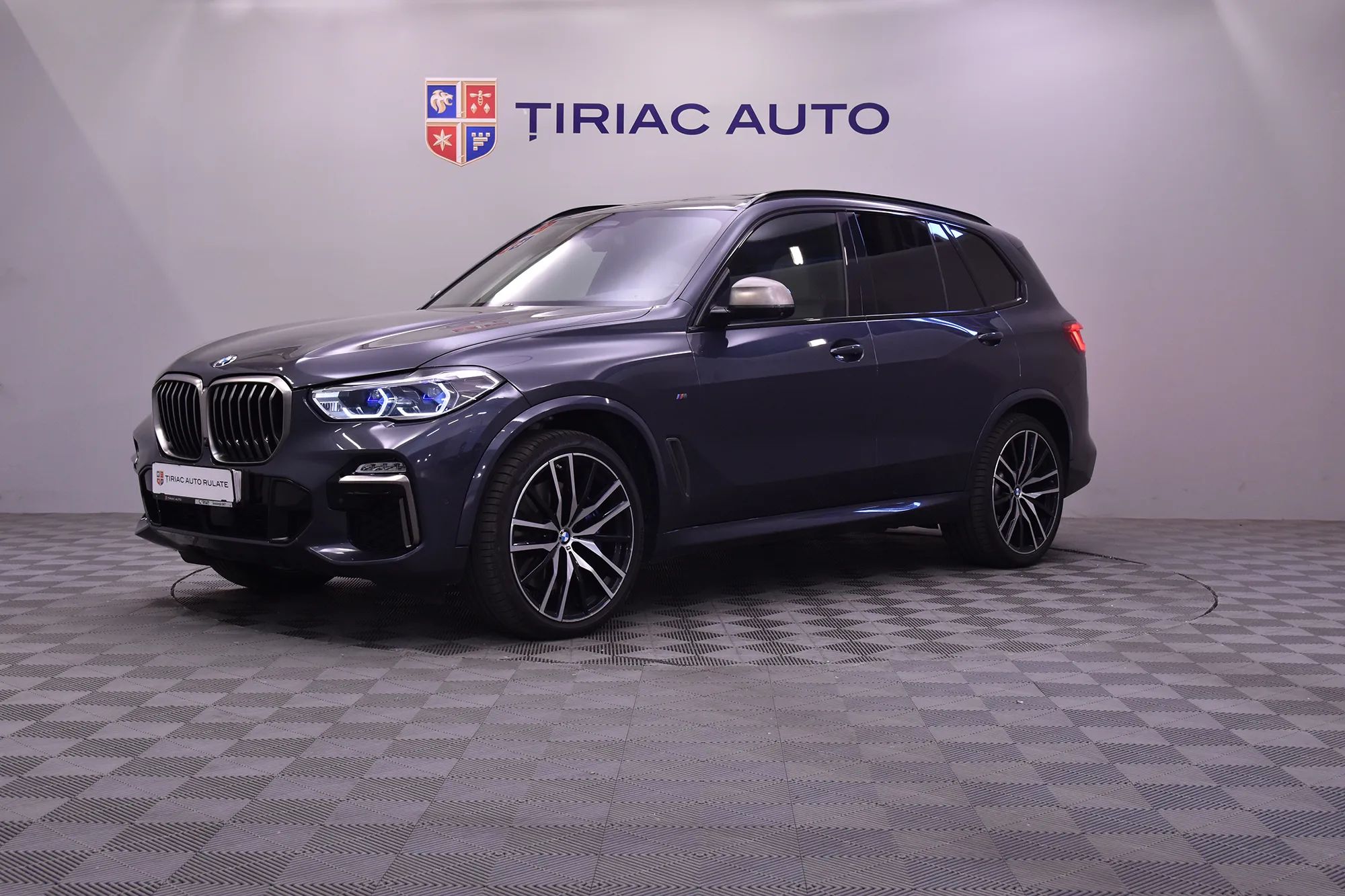 BMW X5 M M50d - 1