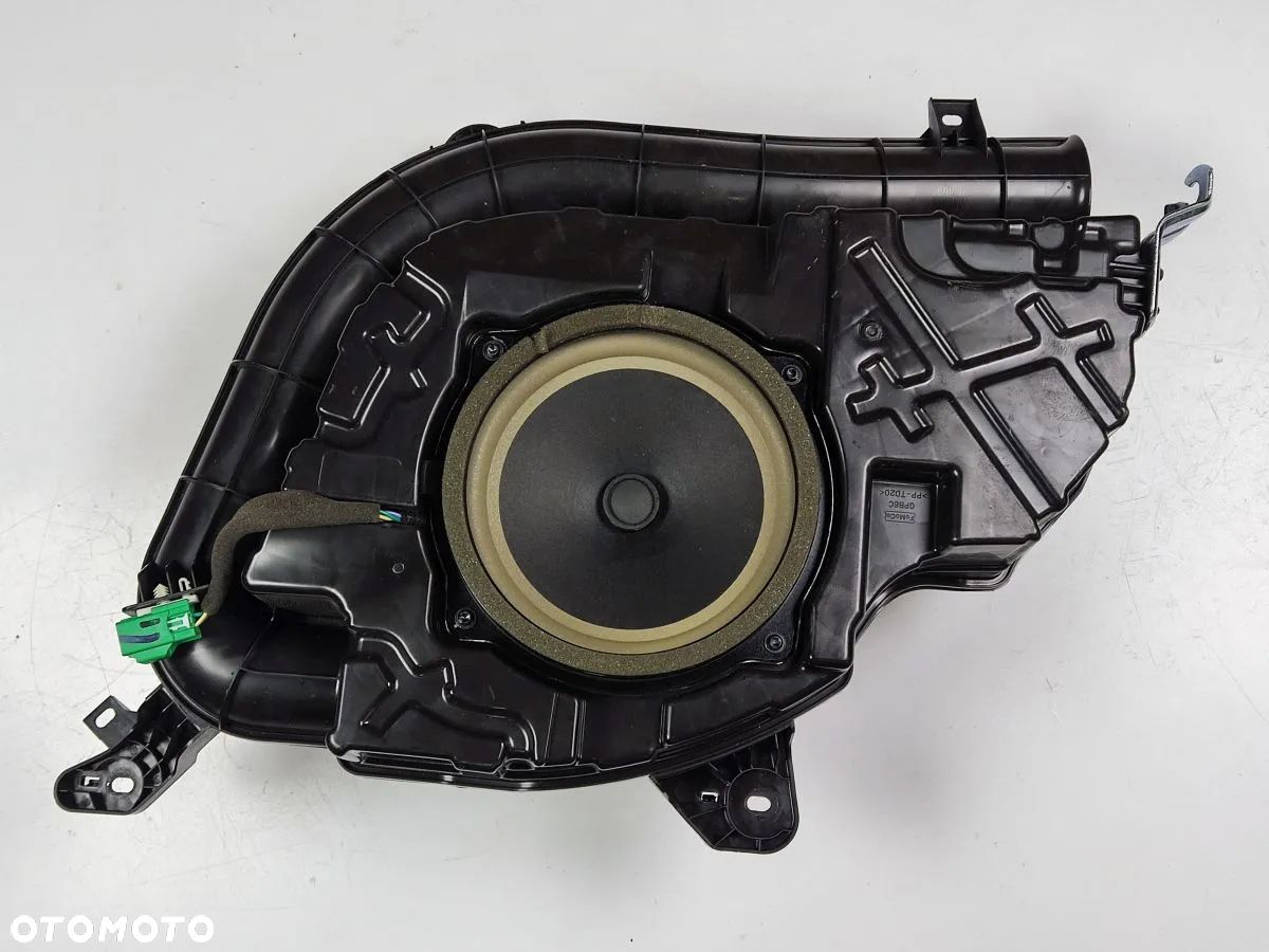 FORD EXPLORER 3.0 Phev ST od 2020r Subwoofer Wzmacniacz - 1