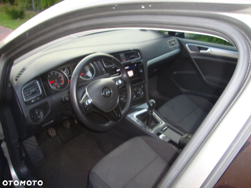 Volkswagen Golf 1.0 TSI (BlueMotion Technology) Trendline - 6