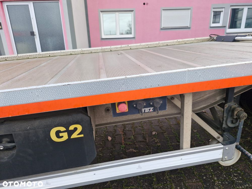 Mercedes-Benz Pomoc drogowa  ciągnik siodłowy z naczepa - 9