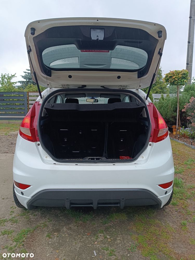Ford Fiesta - 6