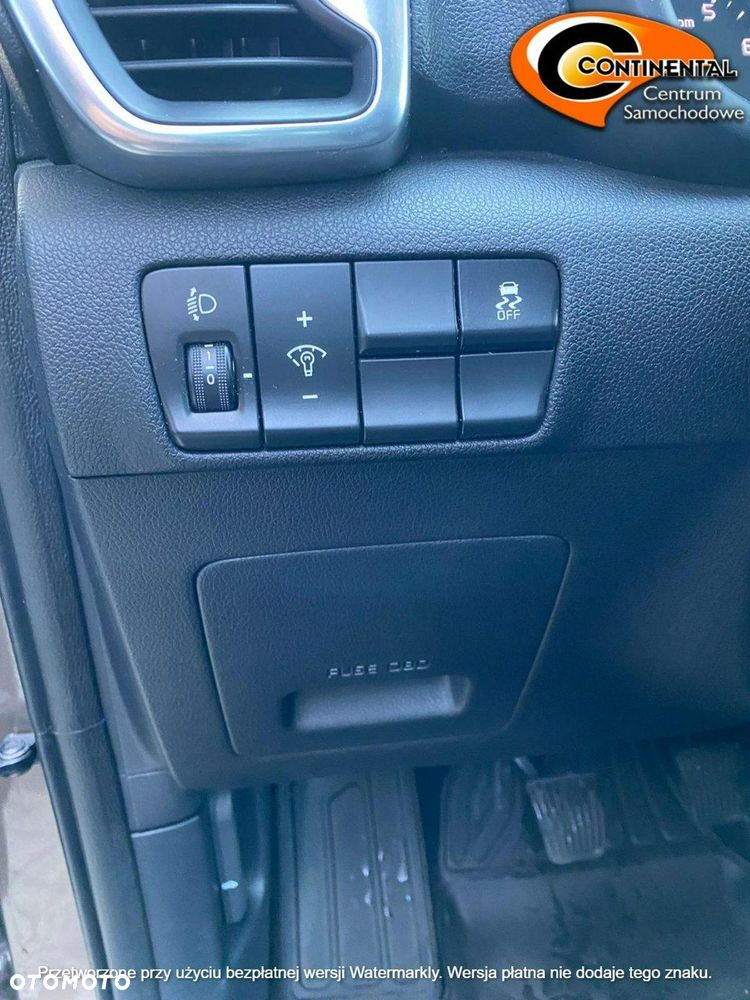 Kia Sportage - 12
