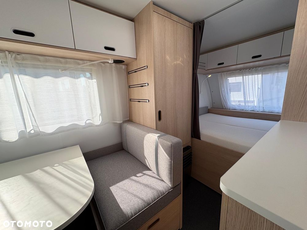 Adria Aviva 400 PS - 13