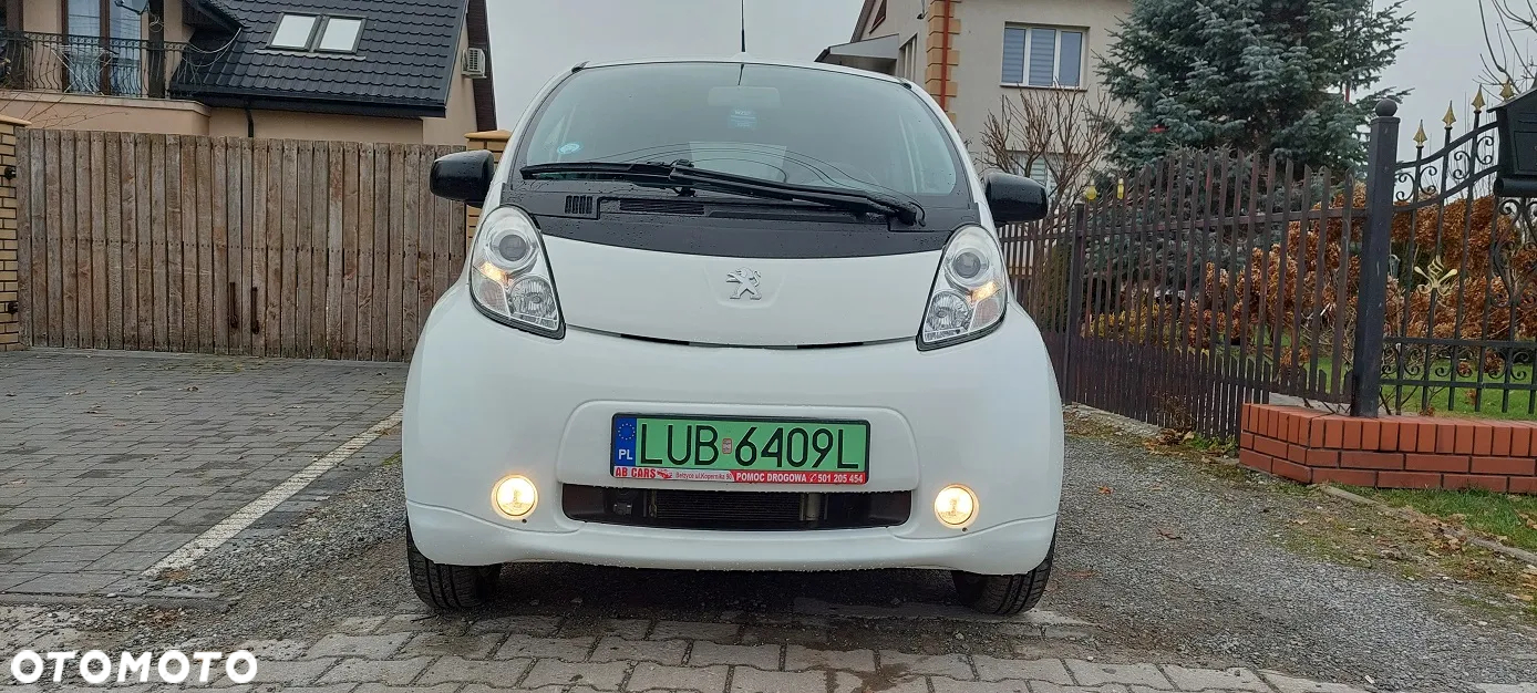 Peugeot iOn - 4