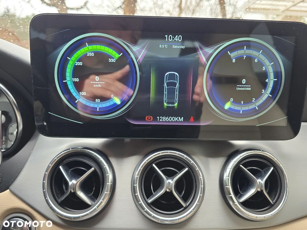 Mercedes-Benz CLA 250 4-Matic AMG Line - 13