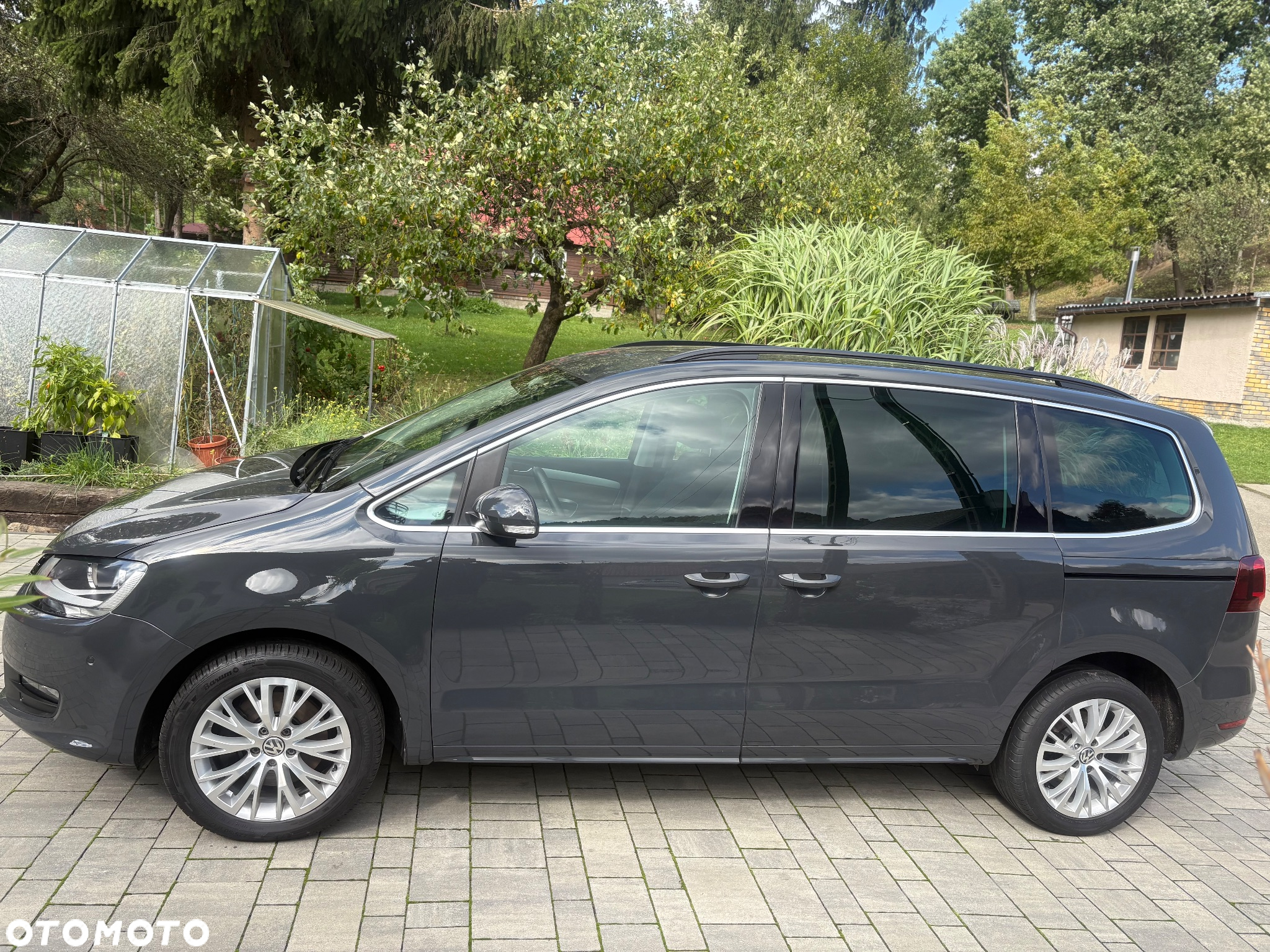 Volkswagen Sharan 2.0 TDI DSG (BlueMotion Technology) Comfortline - 22