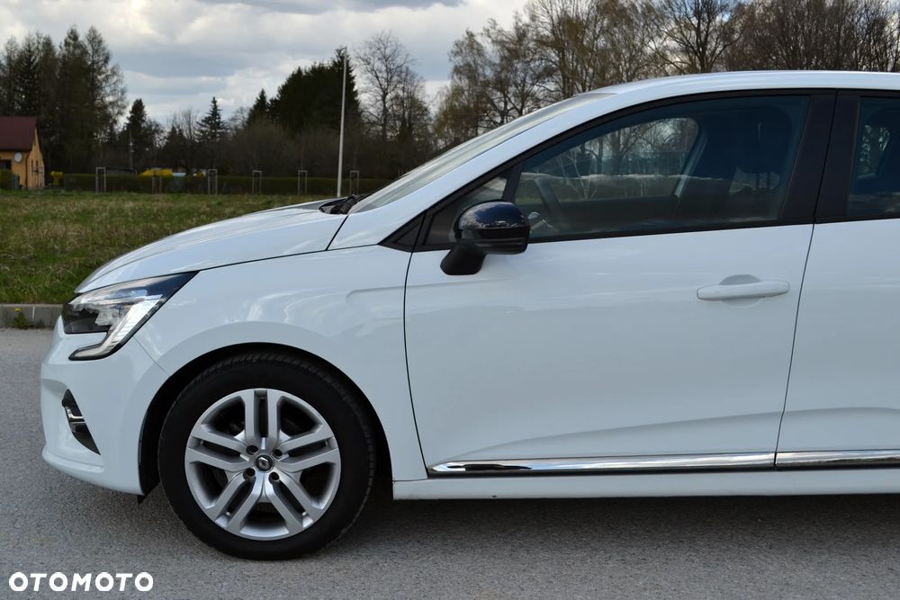 Renault Clio - 9
