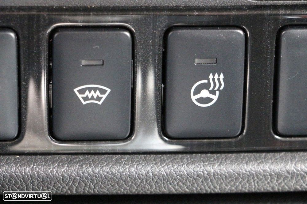 Mitsubishi Outlander 2.0 MIVEC Instyle Navi+ - 53