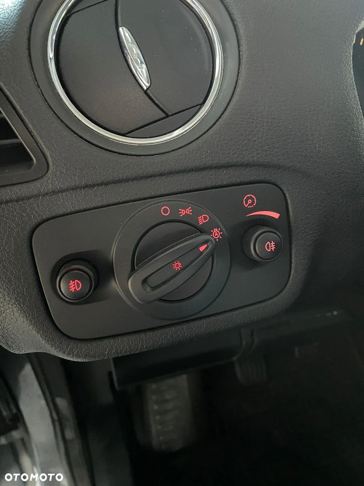 Ford Galaxy 2.0 Ghia - 11