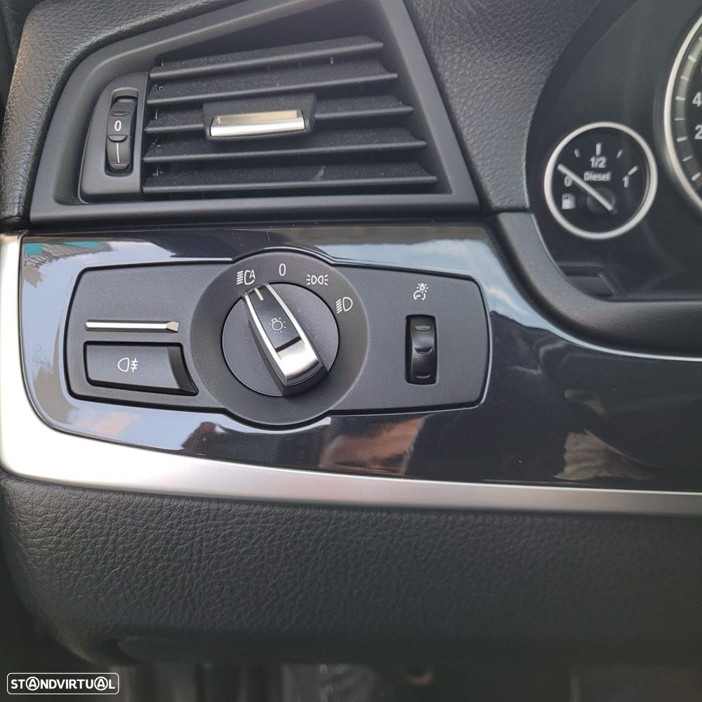 BMW 518 d Line Luxury Auto - 19