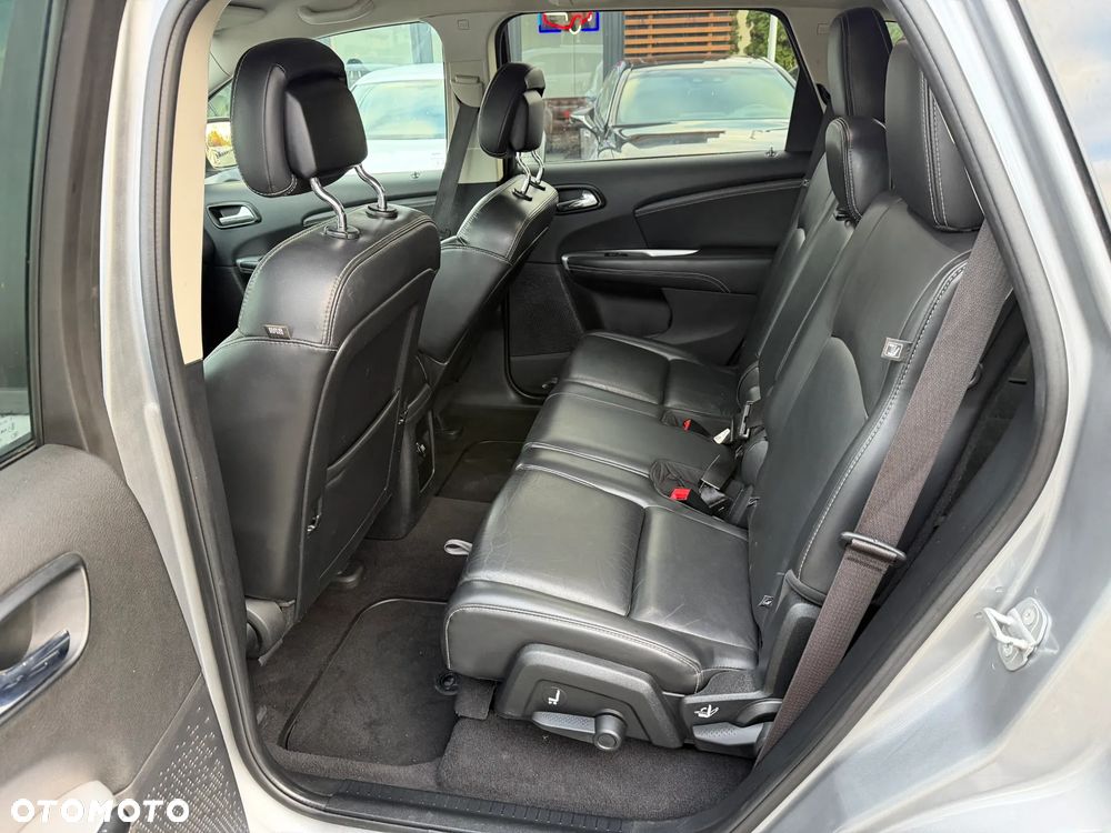 Fiat Freemont 2.0 Multijet 16V DPF Automatik Allrad Lounge - 25