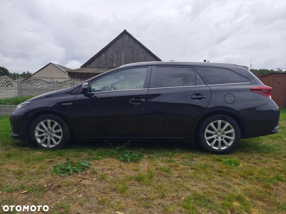 Toyota Auris - 2