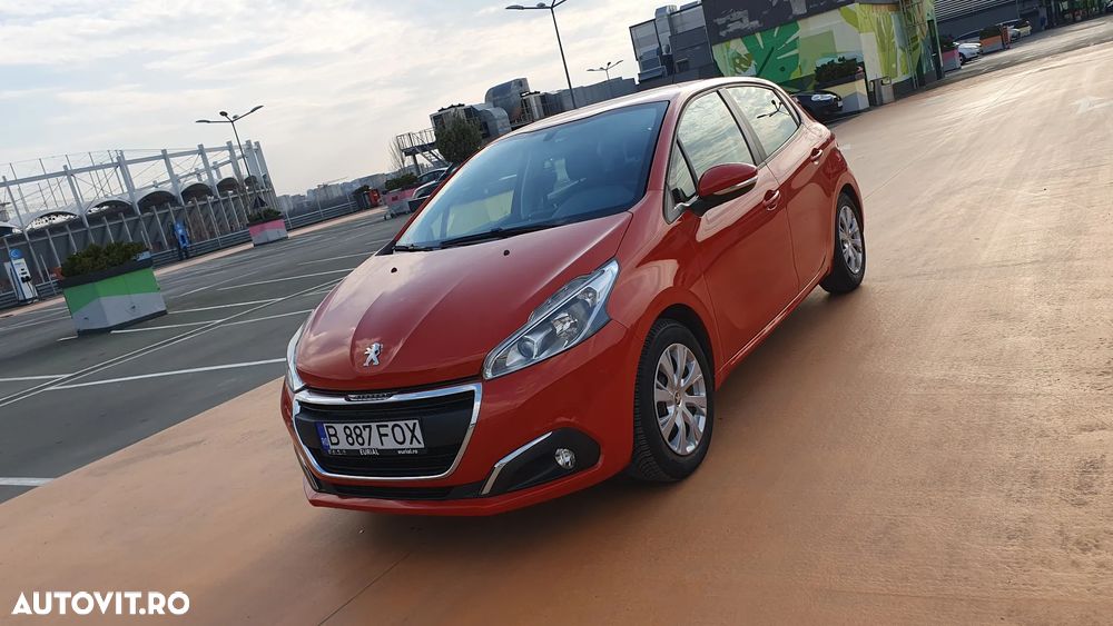 Peugeot 208 1.2 L PureTech Allure - 1