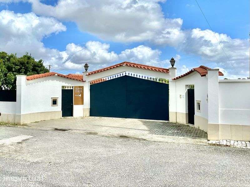 Condominio  de duas Moradias T5 com Piscina em Alenquer - Grande imagem: 2/12