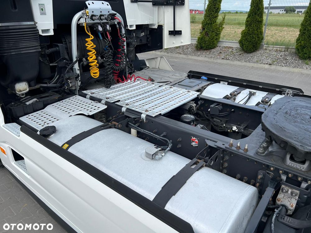 Renault T520/ HIGH CAB/ MODEL 2021/ ZABUDOWY/ KLIMA POSTOJOWA/ TOP STAN - 16