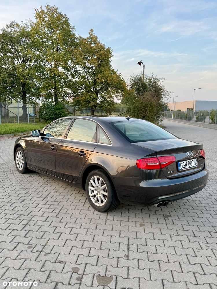 Audi A4 Limousine - 23
