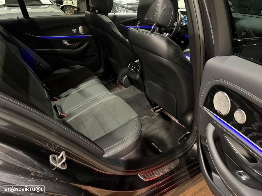 Mercedes-Benz E 300 de 9G-TRONIC AMG Line - 28