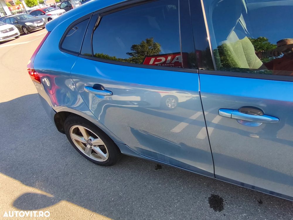 Volvo V40 D2 Geartronic - 8