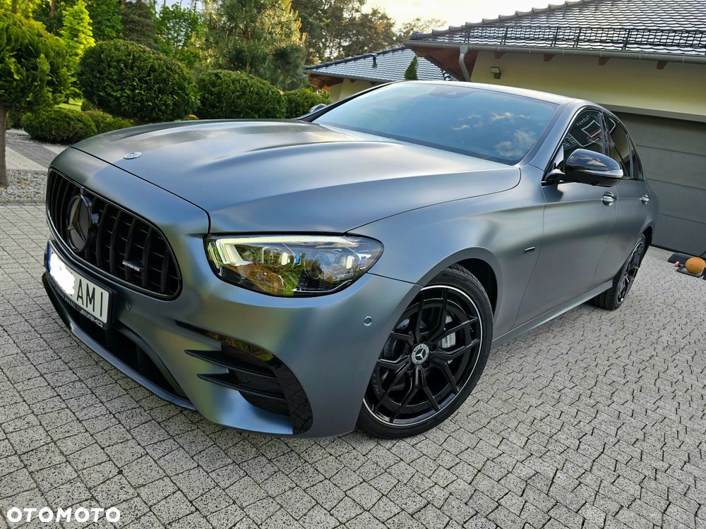 Mercedes-Benz Klasa E 300 de AMG - 2