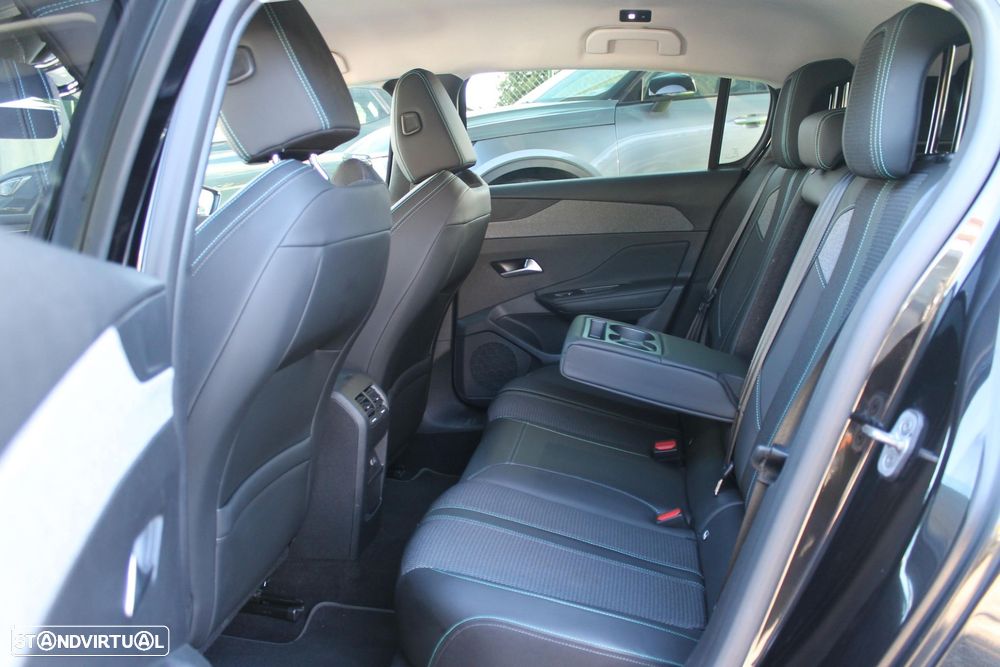 Peugeot 308 1.2 PureTech Allure EAT8 - 30