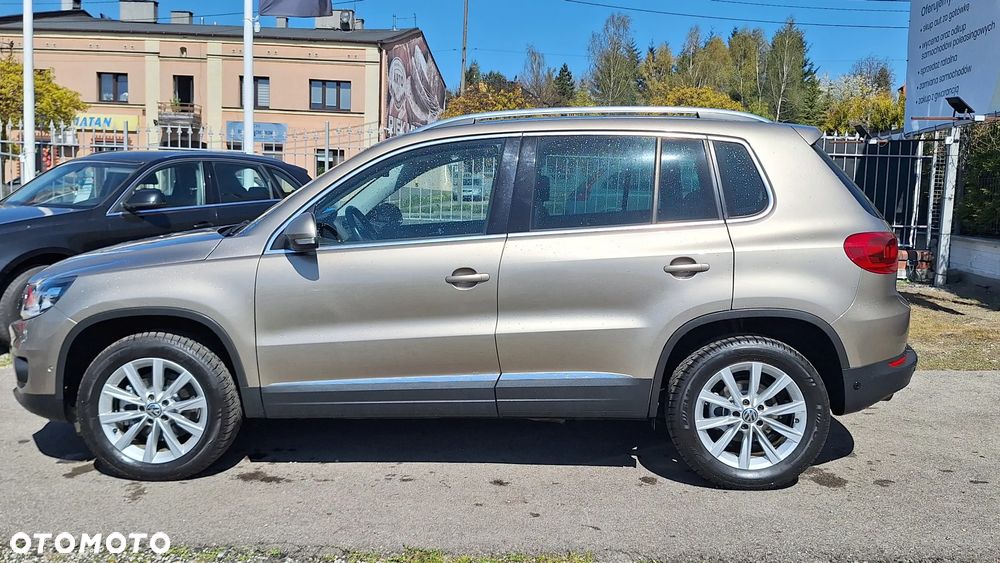 Volkswagen Tiguan - 8