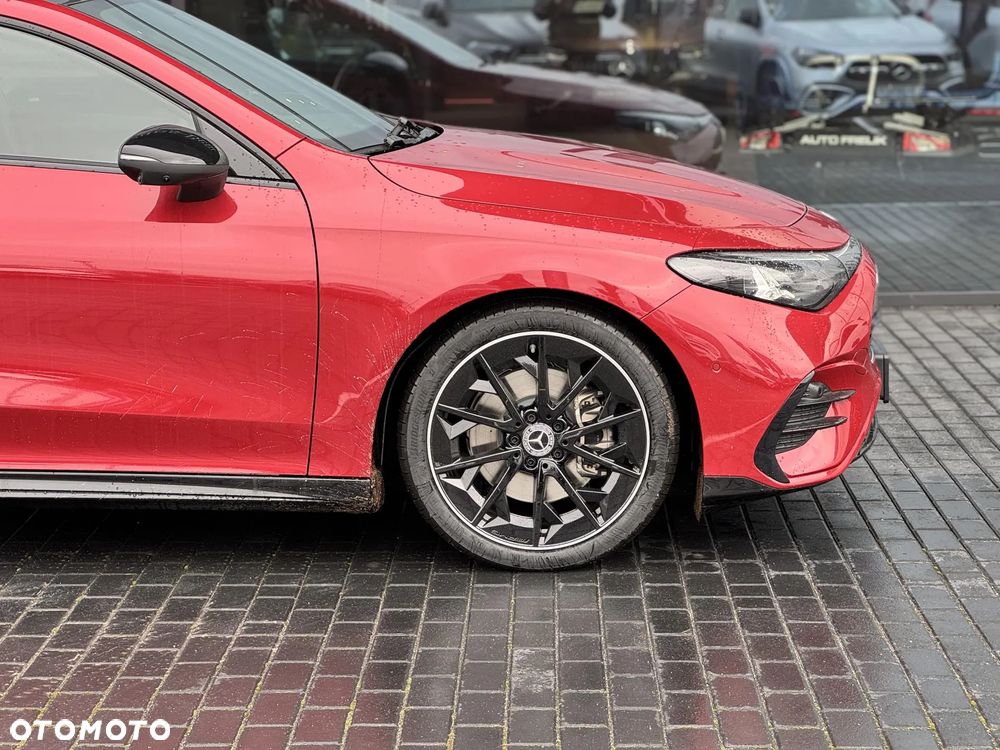 Mercedes-Benz CLA 200 mHEV 4-Matic 8G-DCT - 8