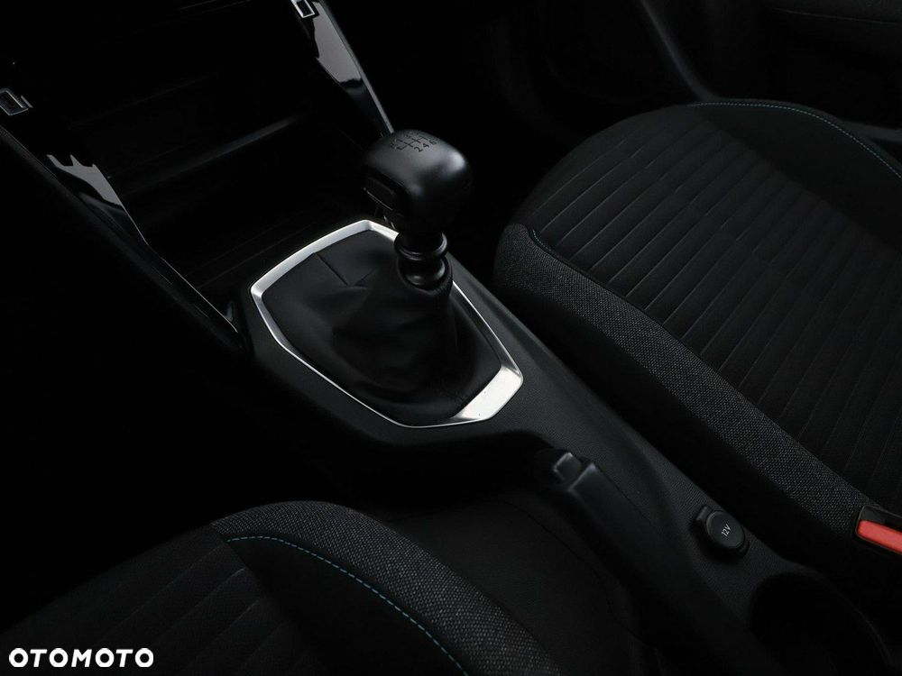 Peugeot 2008 Benzin 100 Allure - 30