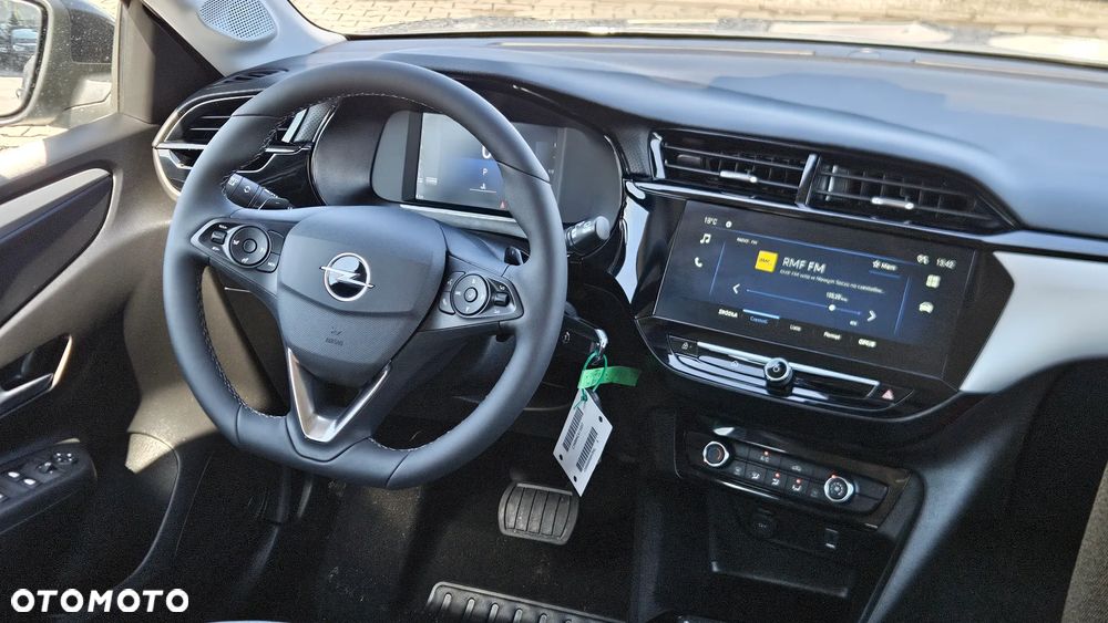 Opel Corsa 1.2 T Edition S&S - 9