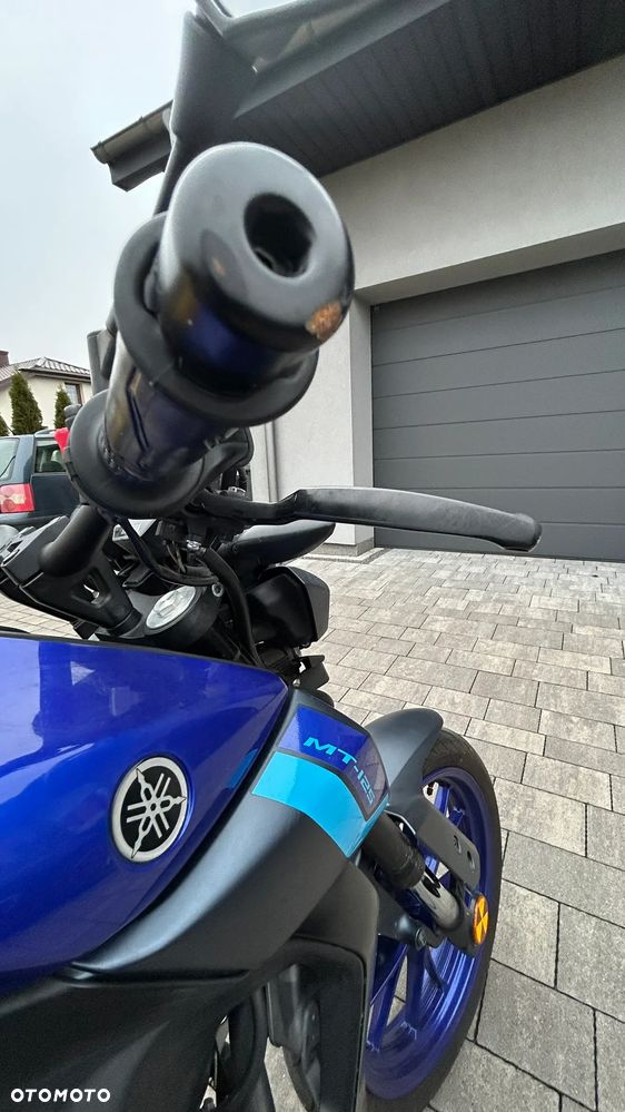 Yamaha MT - 5