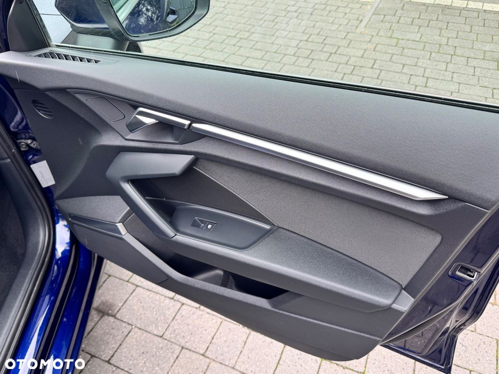 Audi A3 Sportback 35 TFSI mHEV S tronic - 14
