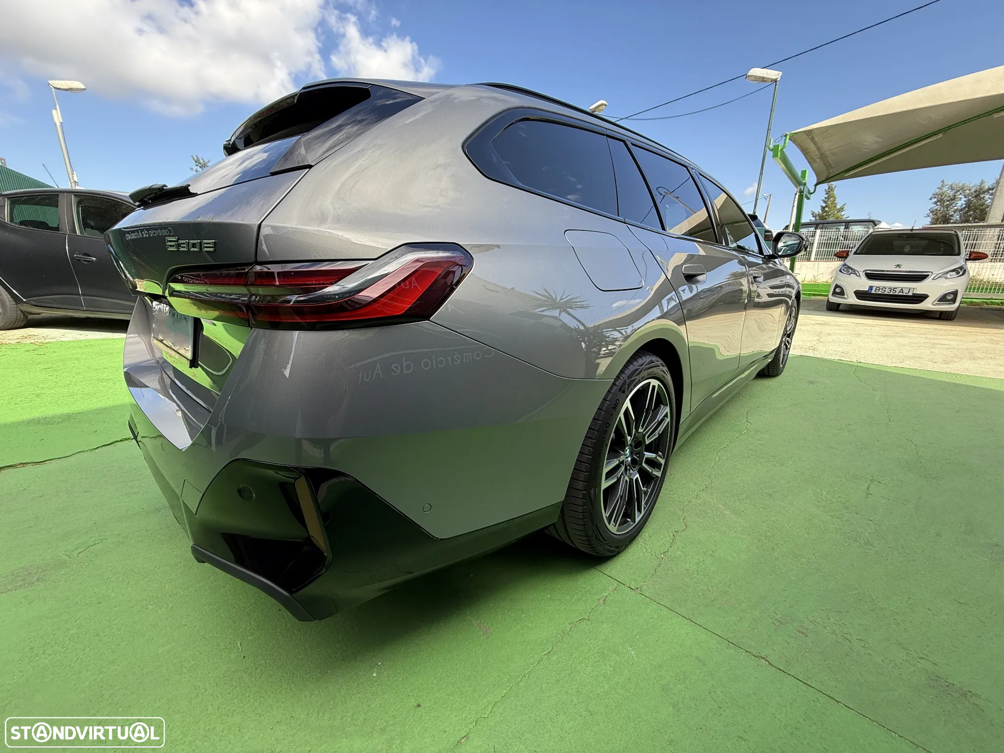 BMW 530 e Pack Desportivo M Pro - 14