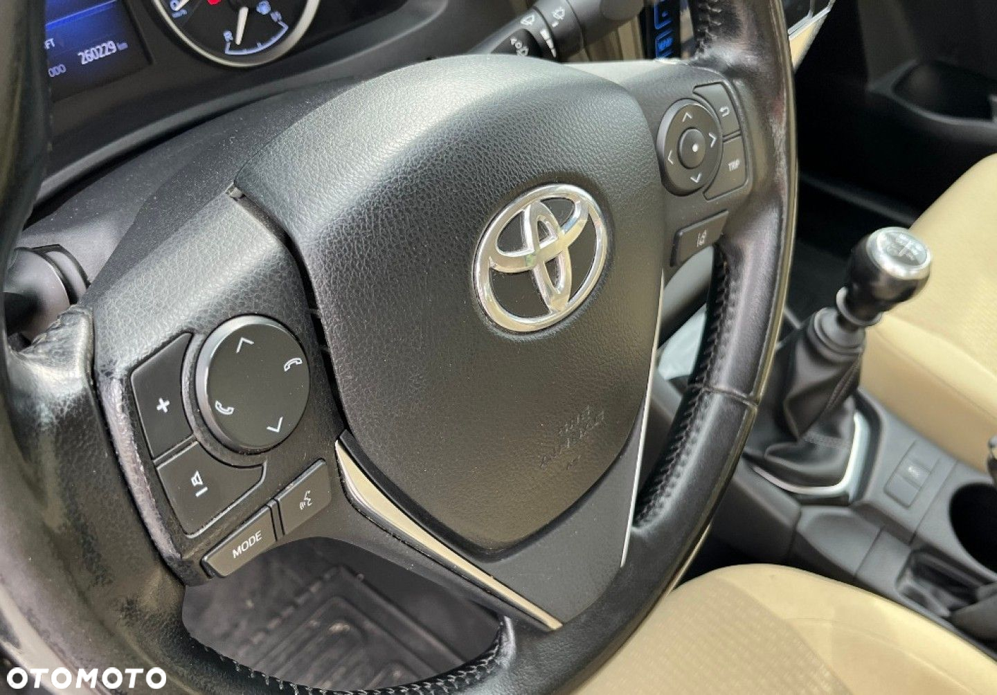 Toyota Corolla - 26