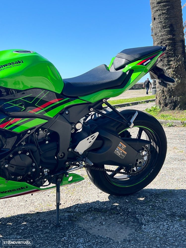 Kawasaki ZXR ZX-6R 636 - 4