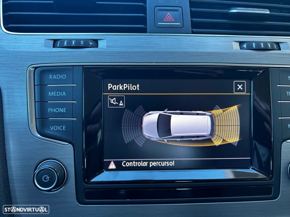 VW Golf Variant 1.6 TDi BlueMotion DSG Comfortline - 37