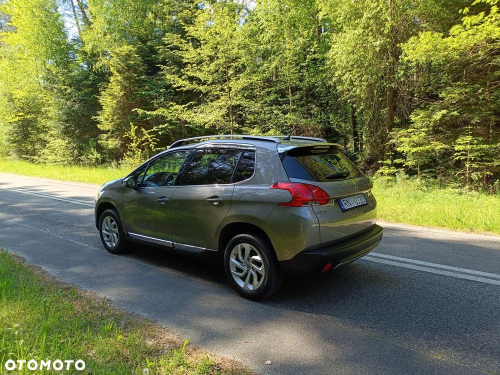 Peugeot 2008 1.6 VTi Allure - 16