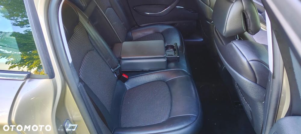 Citroën C5 HDi 135 FAP Exclusive - 23