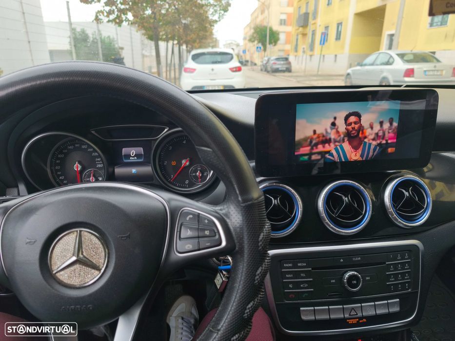 Mercedes-Benz CLA 180 - 7