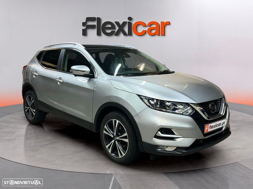 Nissan Qashqai 1.3 DIG-T N-Connecta J18 - 1