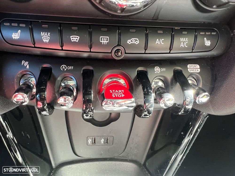 MINI 3 Portas John Cooper Works - 13