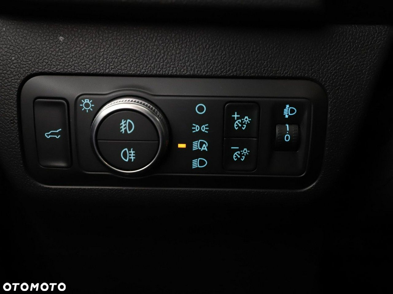Ford Kuga 2.0 TDCi 2x4 Titanium - 38